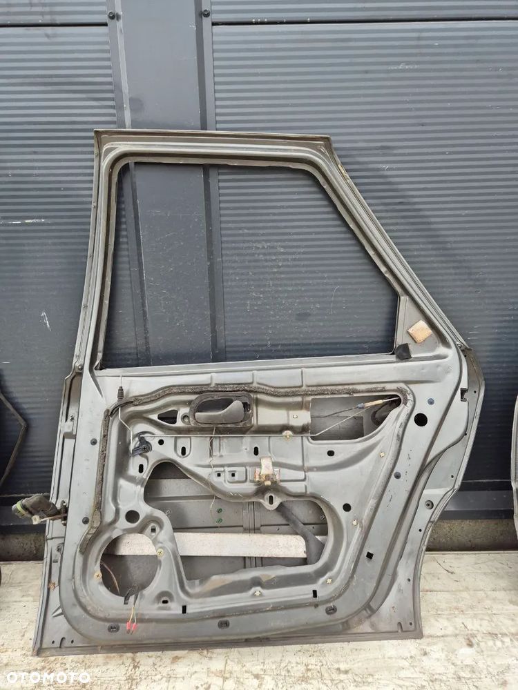 MASKA DRZWI BŁOTNIK PRZEDNIE DRZWI TYLNE Renault Safrane - 5