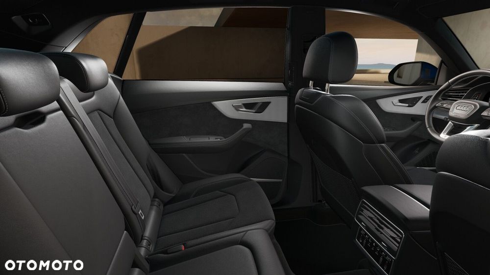 Audi Q8 - 13