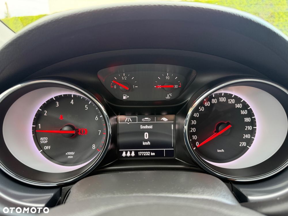 Opel Astra 1.4 Turbo Start/Stop Business - 9
