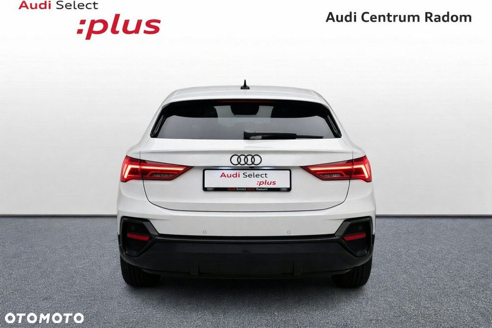 Audi Q3 Sportback - 4