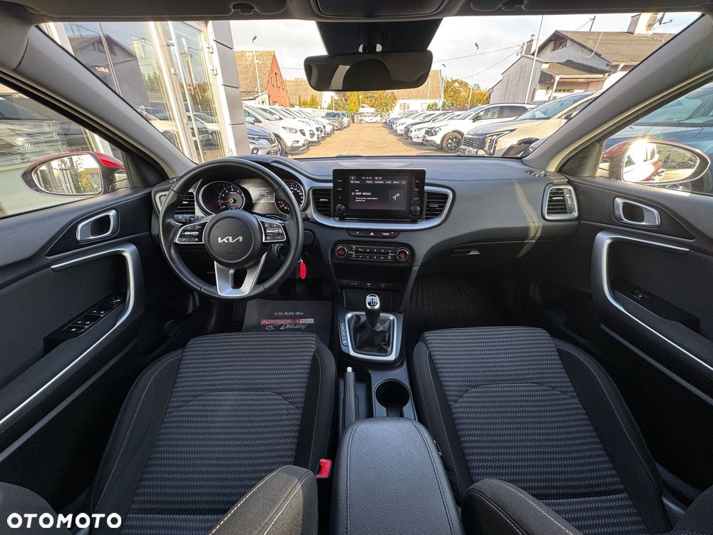 Kia XCeed 1.5 T-GDI M - 17