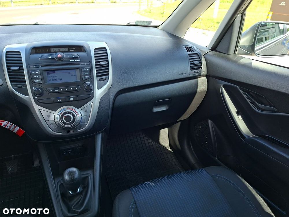 Hyundai ix20 - 21