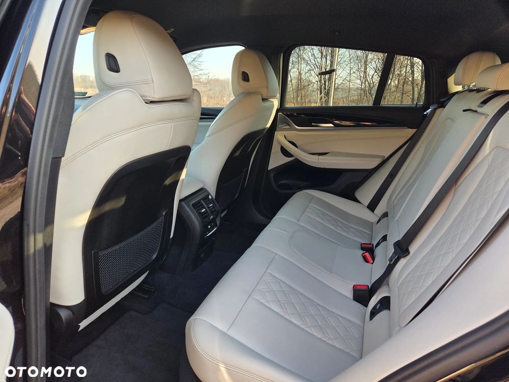 BMW X4 xDrive30i xLine sport - 33