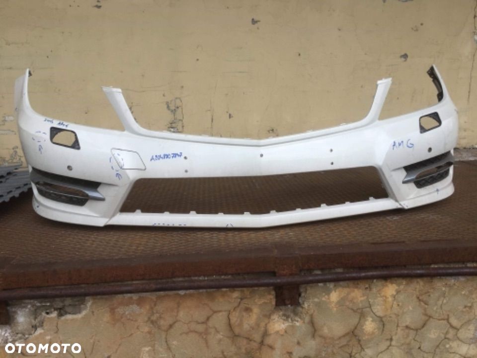 MERCEDES C 204 zderzak przód AMG lift pdc xenon chrom LED kratka - 1
