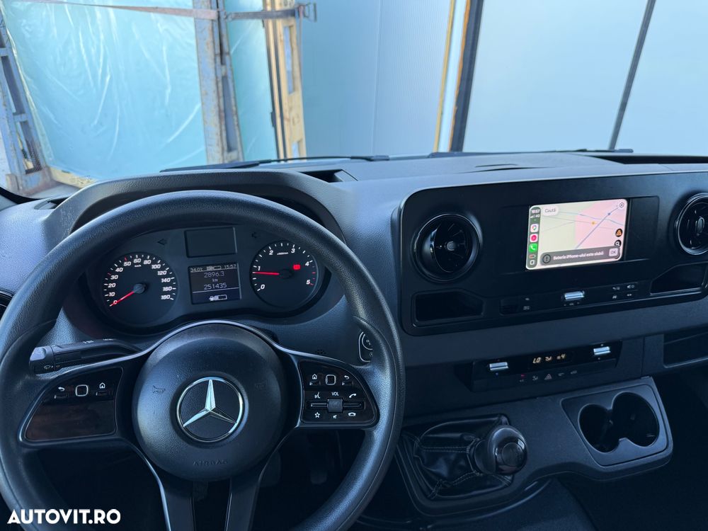 Mercedes-Benz Sprinter 314 + Lift DHollandia - 13