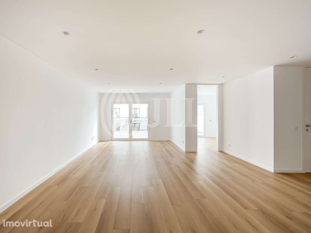 Moradia T4, no Ocean Prime Village, São Pedro do Estoril - Grande imagem: 2/93