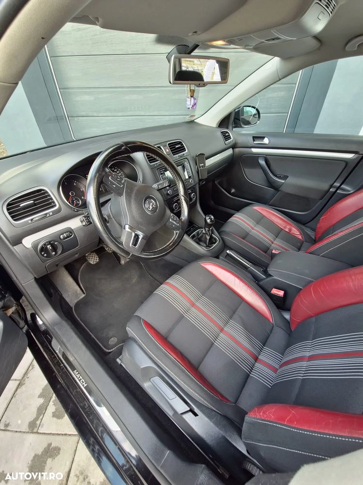 Volkswagen Golf - 6
