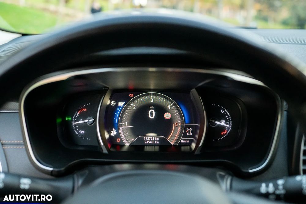 Renault Talisman Grandtour BLUE dCi 160 EDC INTENS - 26