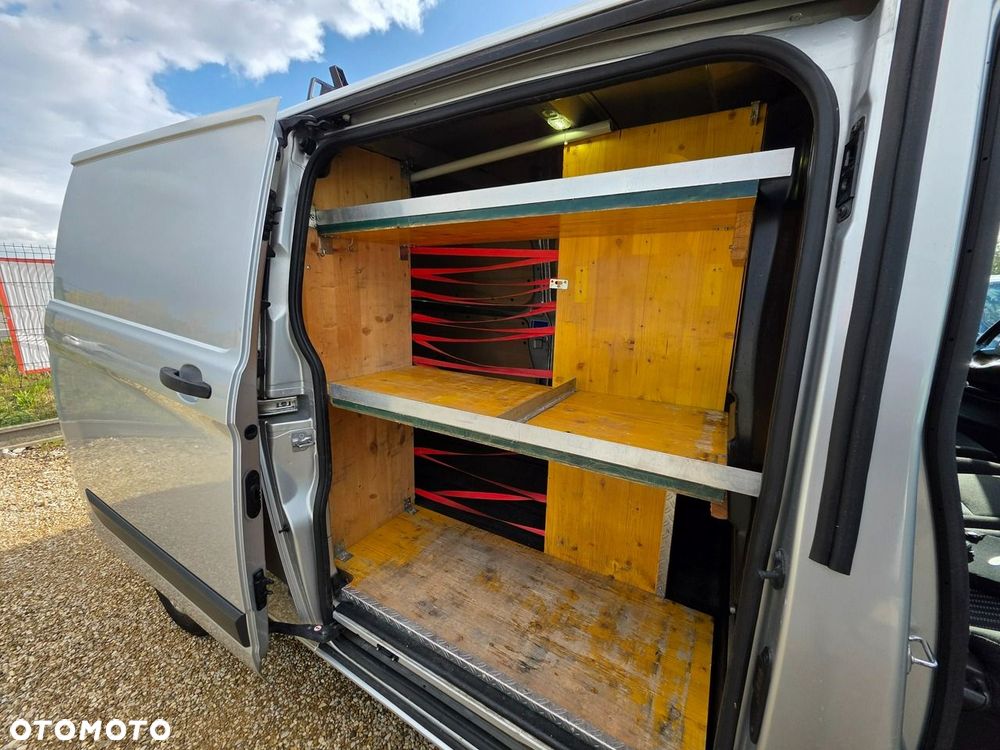 Ford Transit Custom - 19