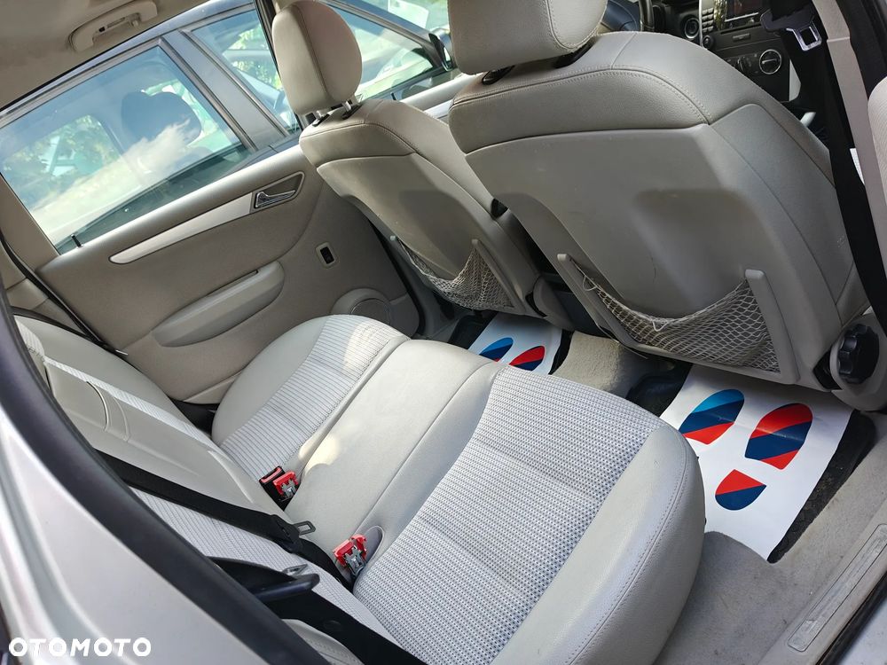 Mercedes-Benz Klasa B 200 Turbo Autotronic - 27