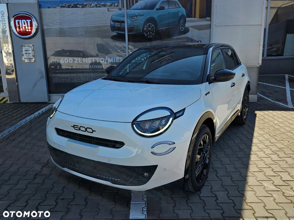 Fiat 600 1.2 Turbo Sport eDCT - 5