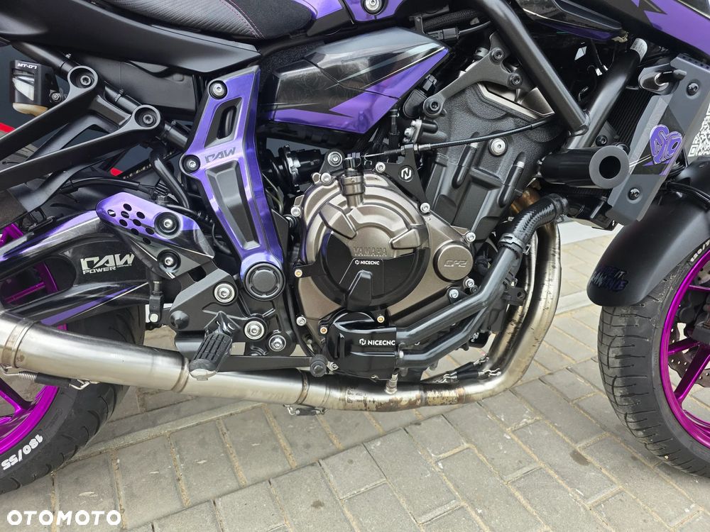 Yamaha MT - 27