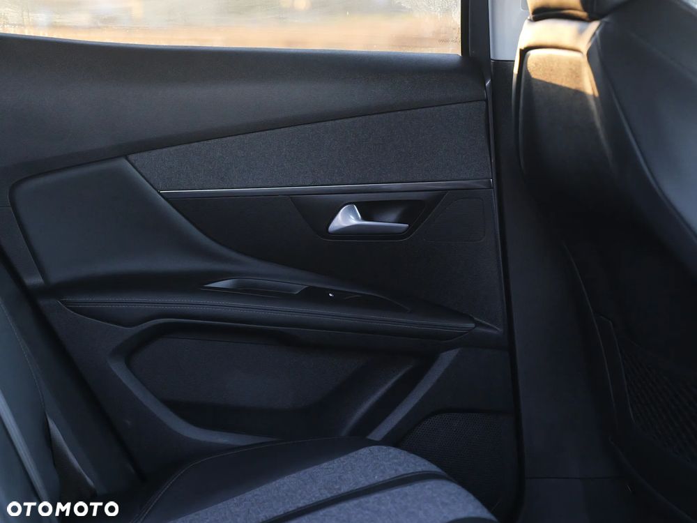 Peugeot 3008 PureTech 180 Stop & Start GPF EAT8 Allure - 27