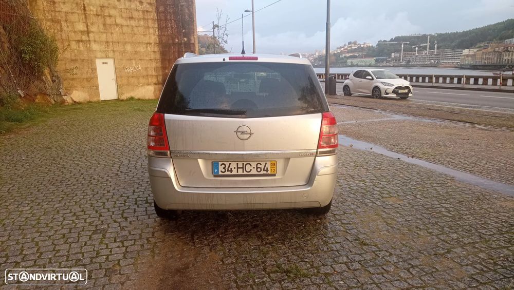 Opel Zafira 1.7 CDTi Enjoy - 8