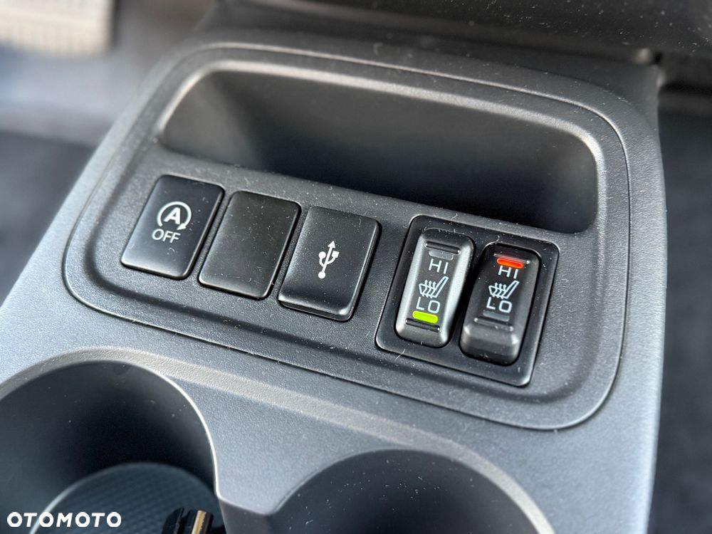 Mitsubishi Space Star AS&G 1.2 CVT Spirit+ Black - 22