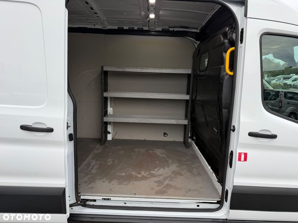 Ford Transit - 19