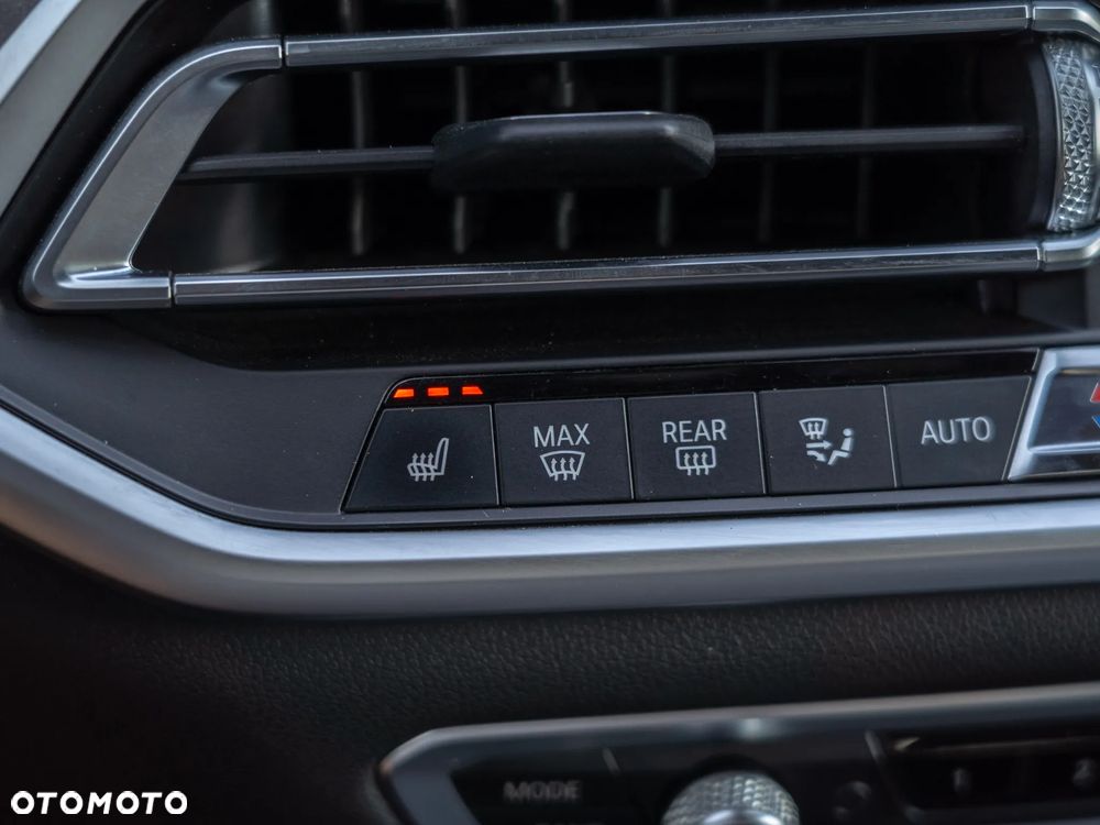 BMW X5 xDrive45e - 39