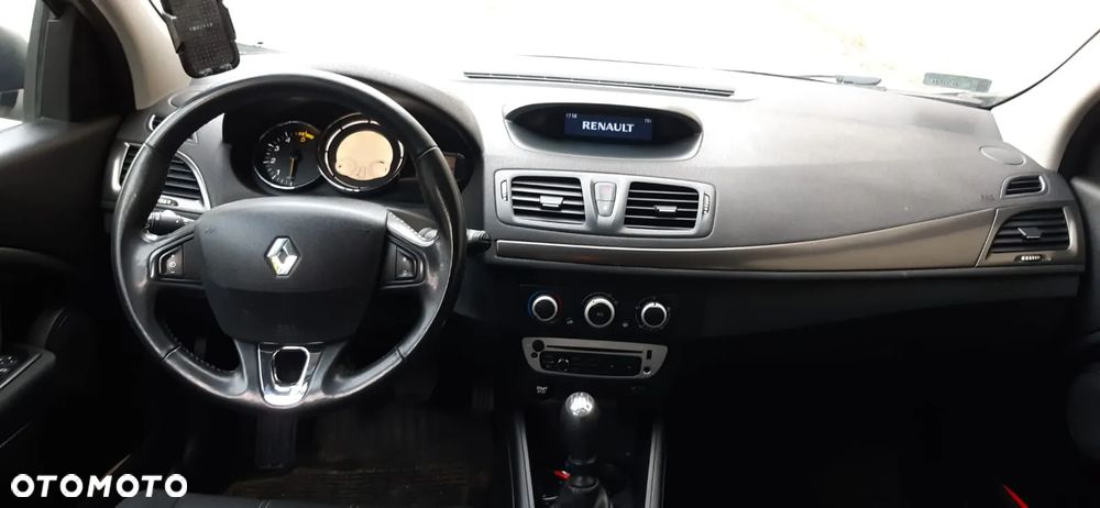 Renault Megane 1.5 Blue dCi Life - 6