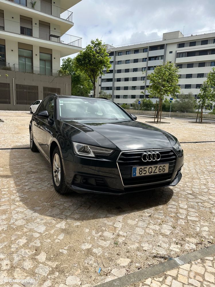 Audi A4 Avant 2.0 TDI Advance S tronic - 5