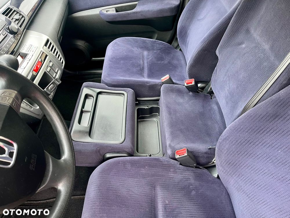Honda FR-V - 25