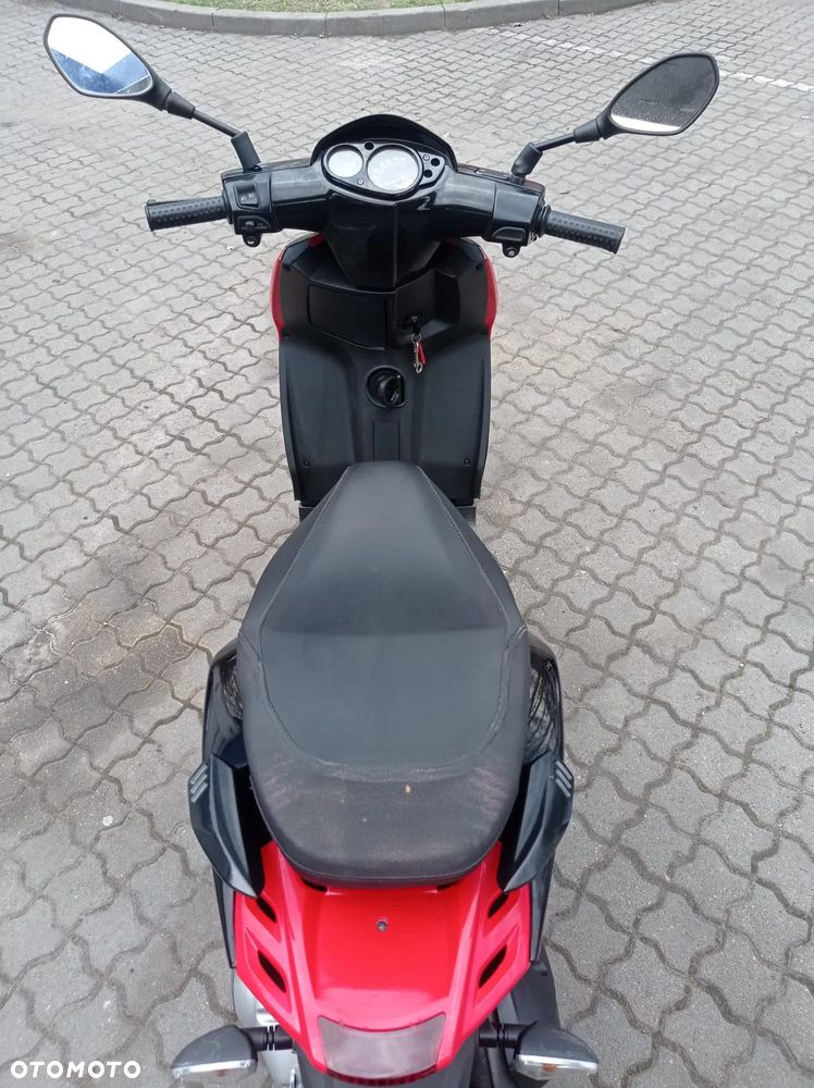 Aprilia SR - 5