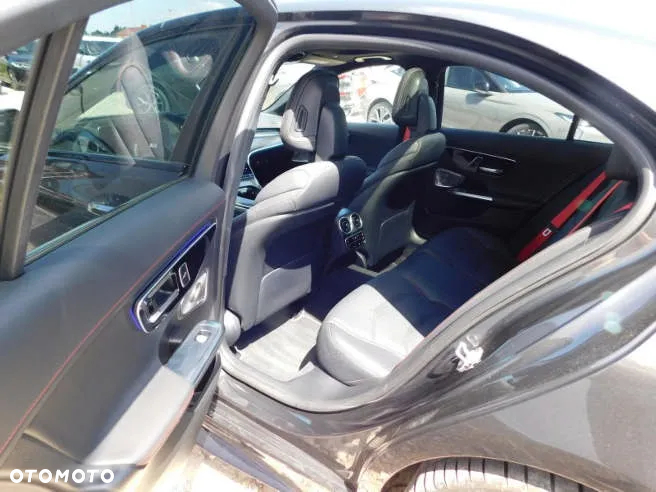 Mercedes-Benz Klasa C 43 AMG 4MATIC - 9