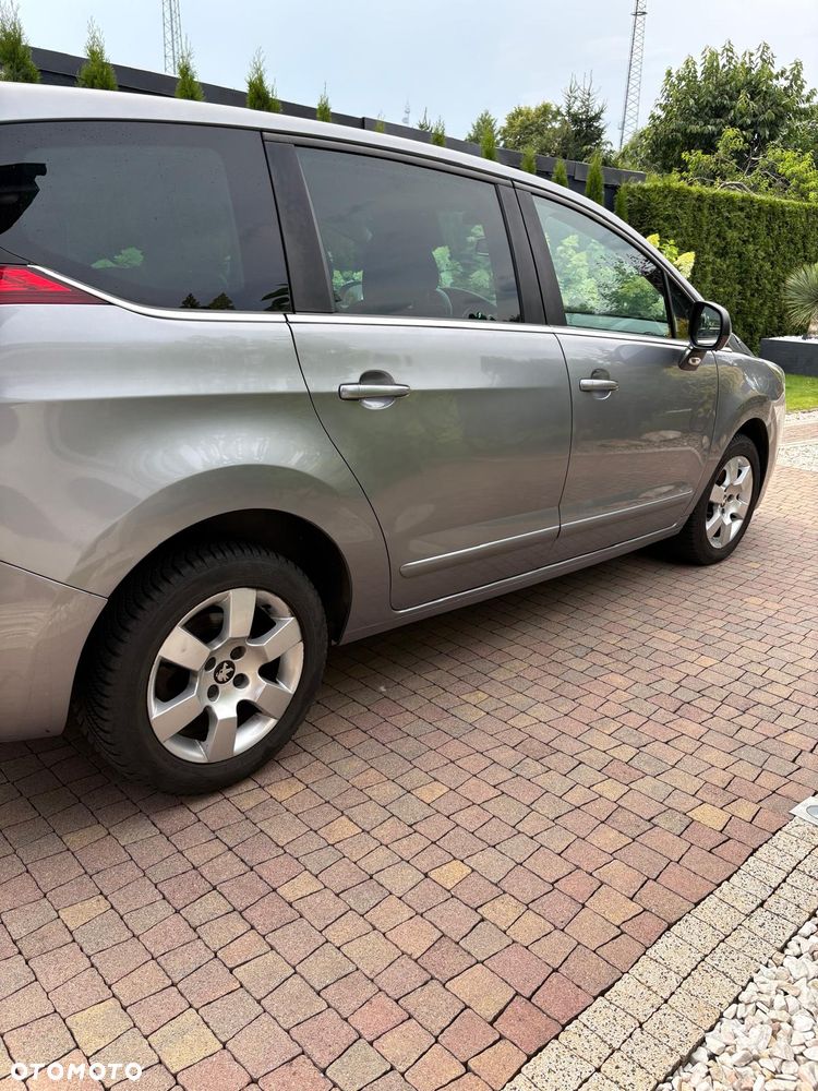 Peugeot 5008 BlueHDI 120 EAT6 Stop & Start Active - 8