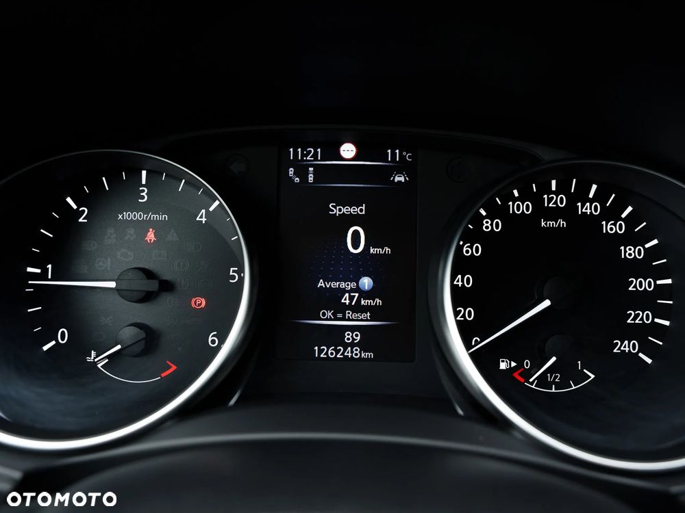 Nissan Qashqai 1.5 dCi N-Connecta EU6 - 36