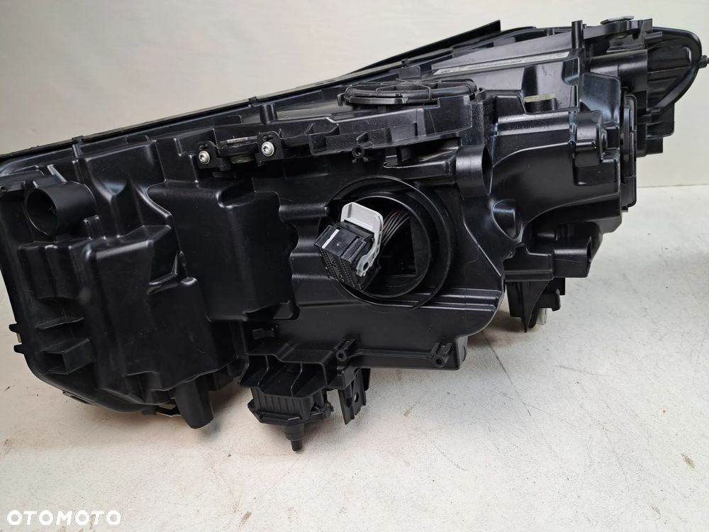 LAMPY PRZÓD LED ADAPTIVE BMW 6 GT G32 8497226 8497225 - 9