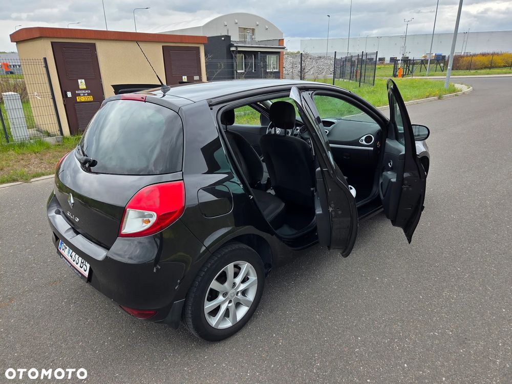 Renault Clio 1.2 16V 75 nightDay - 8