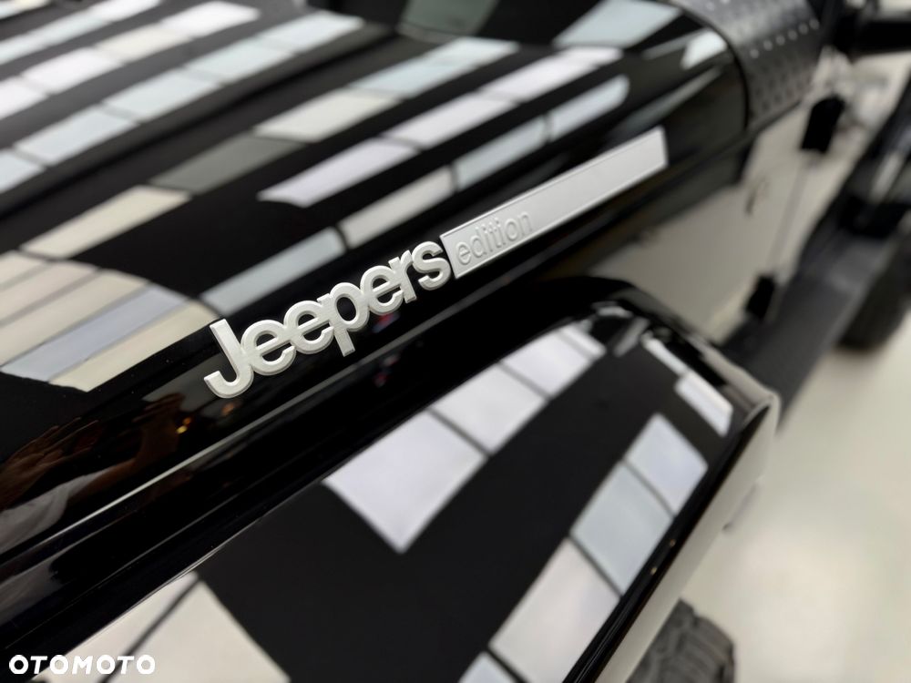 Jeep Wrangler - 14
