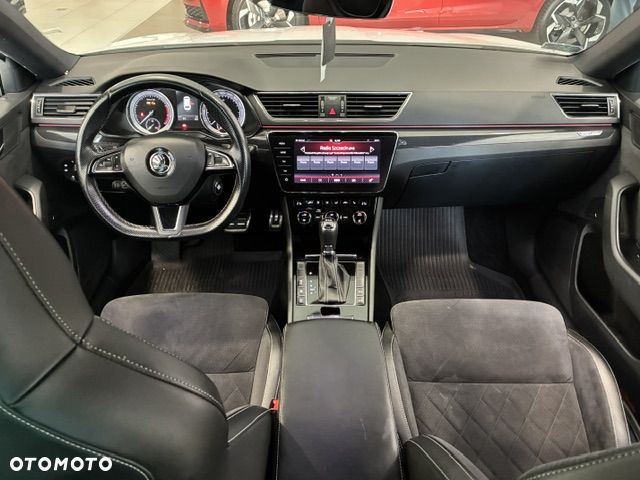 Skoda Superb 2.0 TSI Sportline DSG - 17