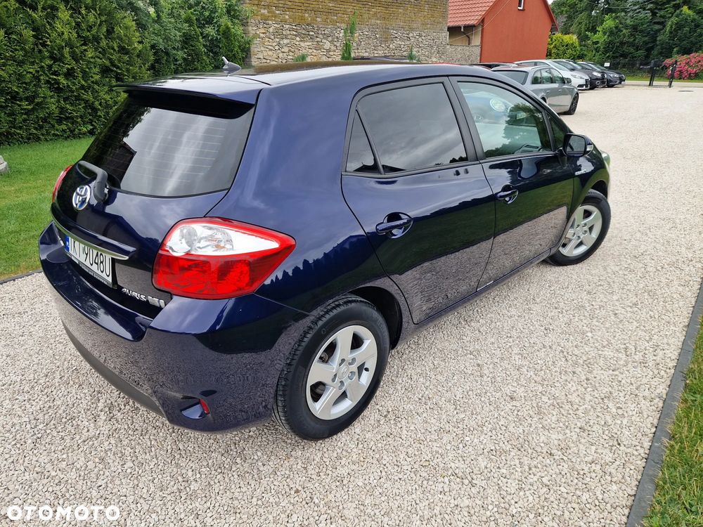 Toyota Auris - 4