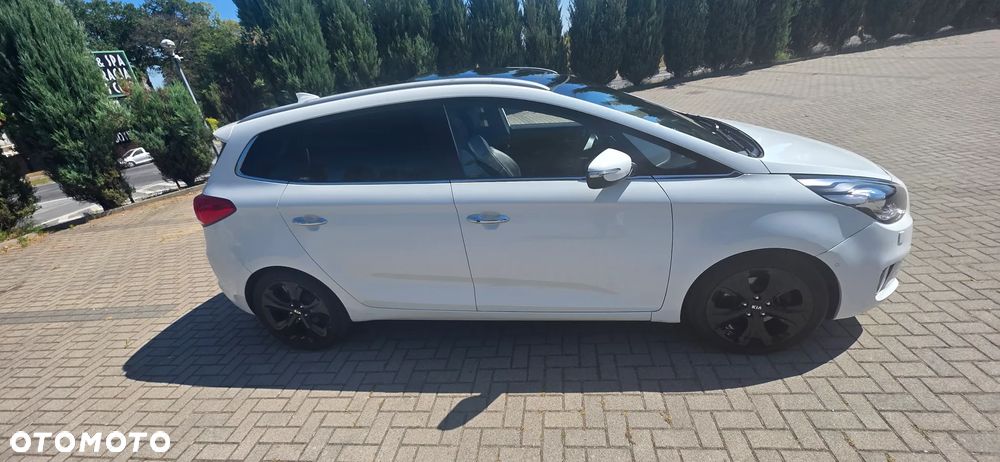 Kia Carens 1.7 CRDi 141 ISG Spirit - 11
