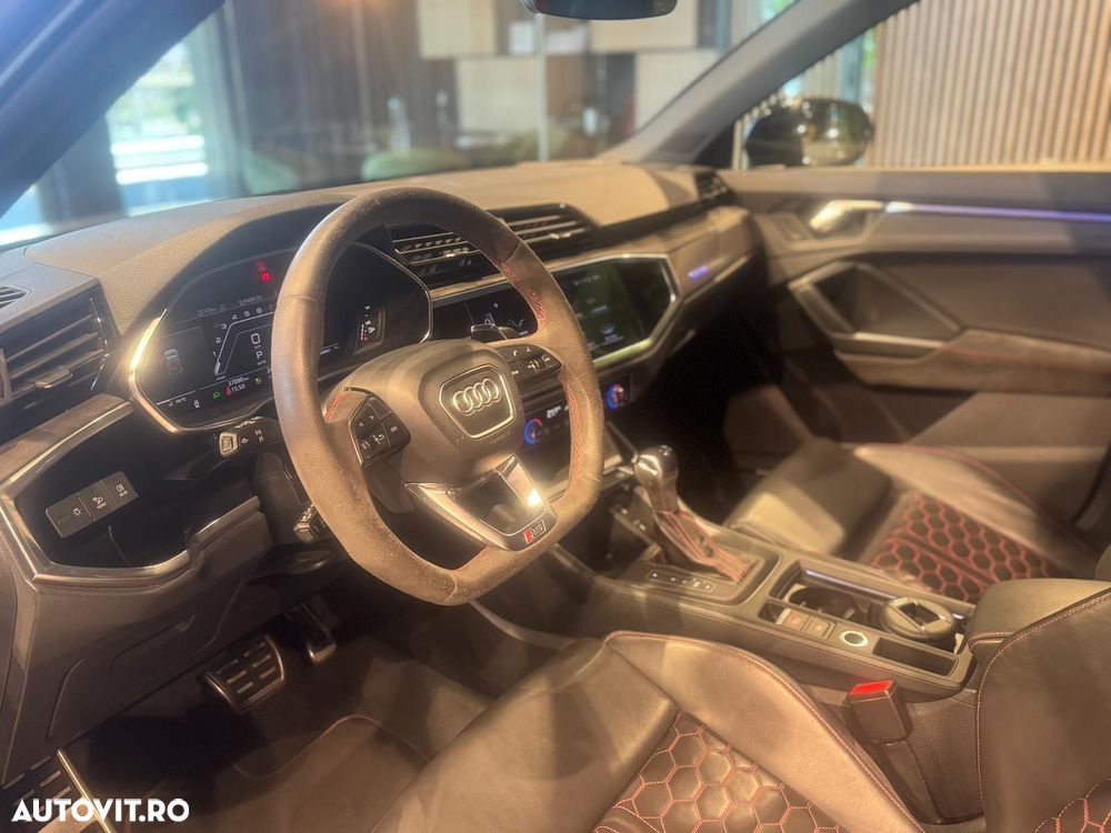 Audi RS Q3 - 30