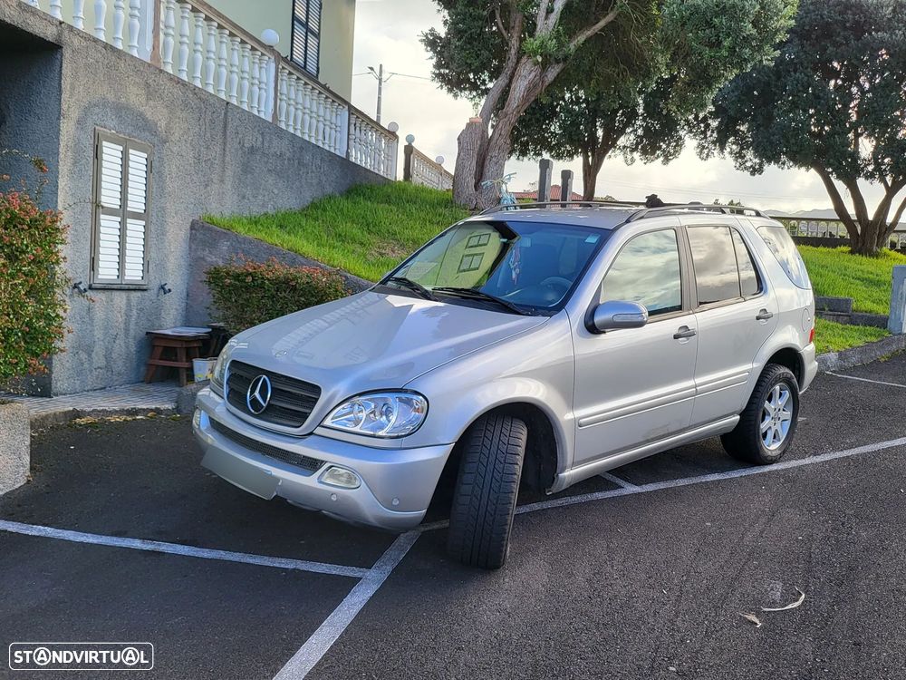 Mercedes-Benz ML 270 - 4