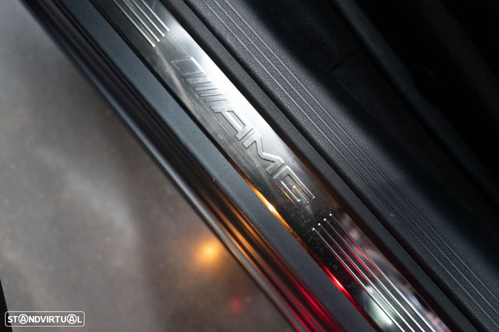 Mercedes-Benz C 43 AMG 4Matic 9G-TRONIC - 29