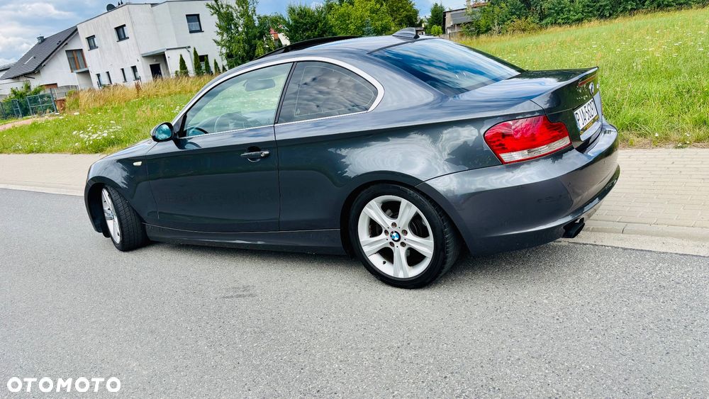 BMW Seria 1 123d - 13
