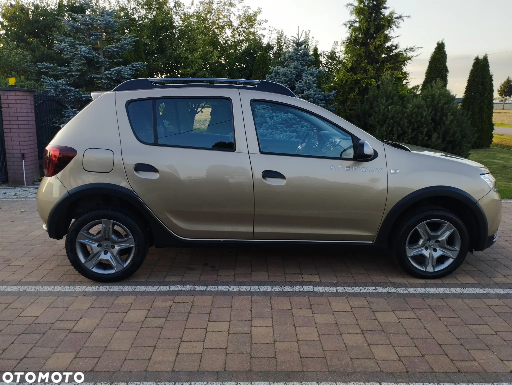 Dacia Sandero Stepway SCe 75 Essential - 8