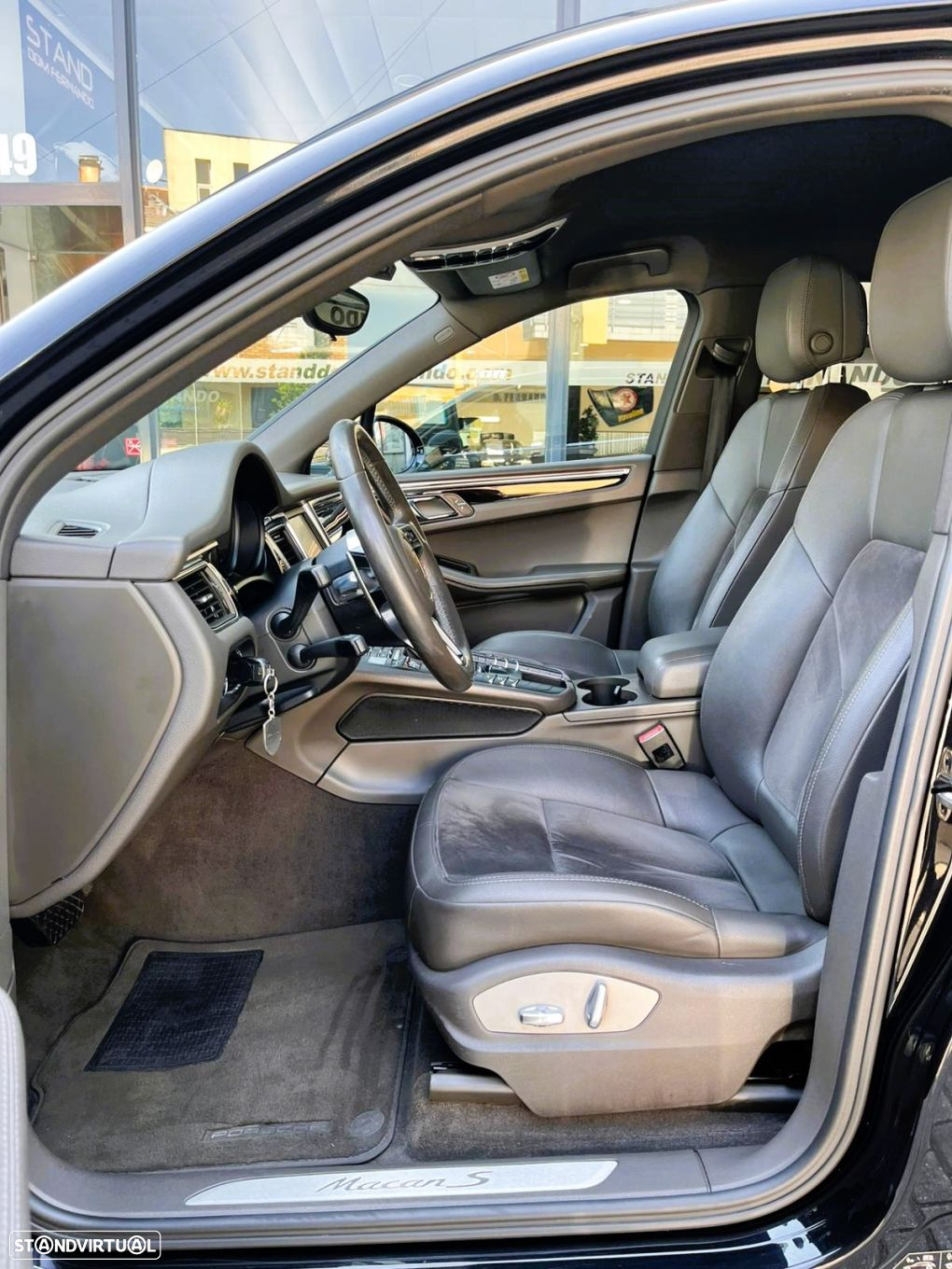 Porsche Macan S - 44