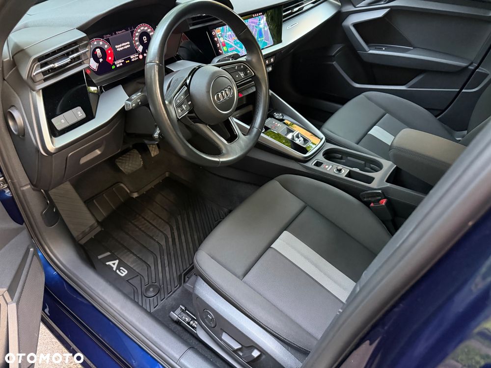 Audi A3 Sportback 35 TFSI Sport S tronic - 5