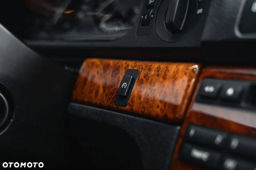 BMW Seria 5 - 22