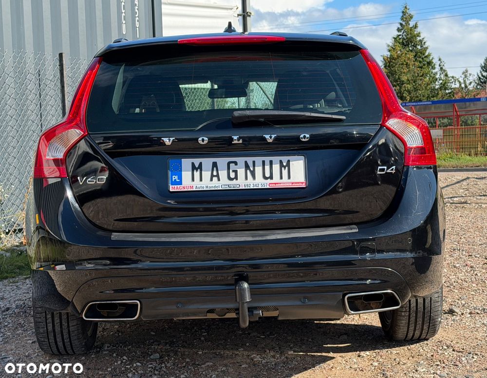 Volvo V60 D4 Drive-E Momentum - 28