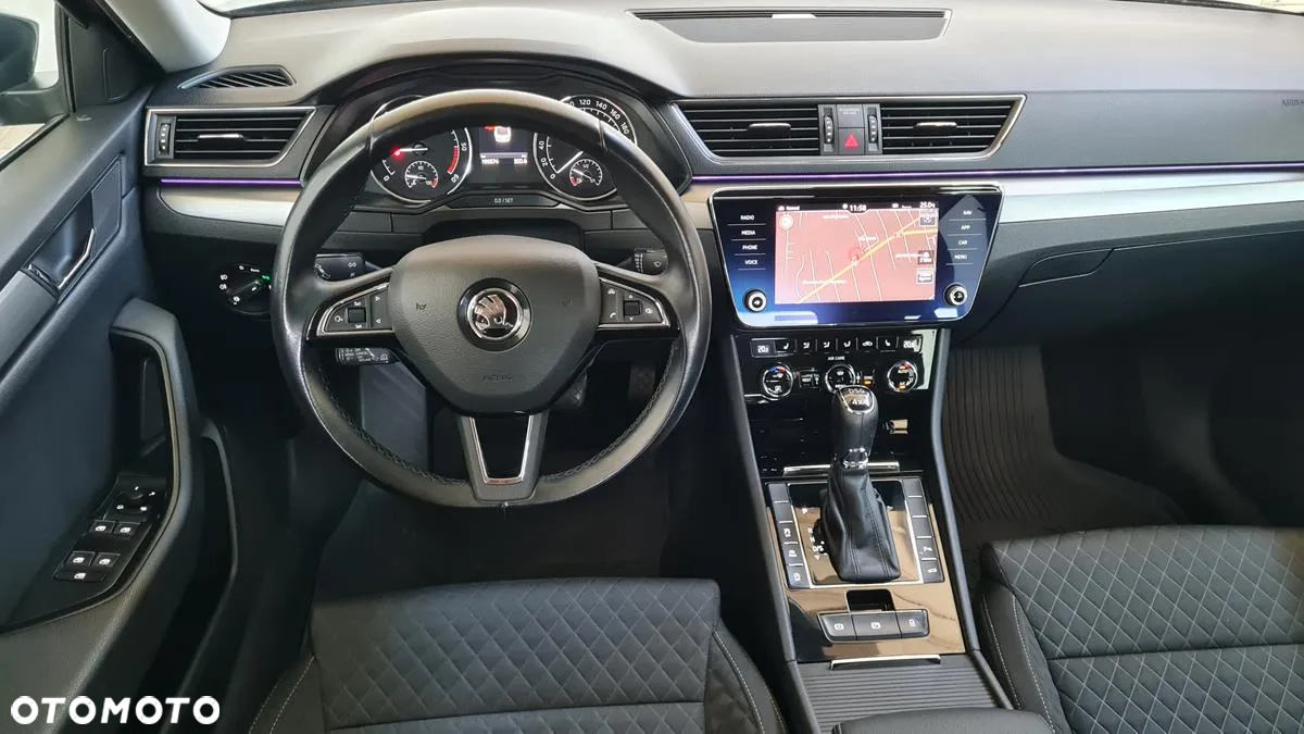 Skoda Superb 2.0 TDI 4x4 Style DSG - 11