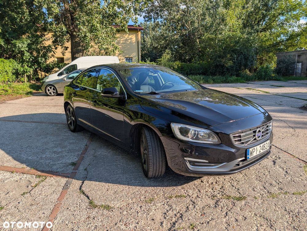 Volvo S60 D4 Geartronic Momentum - 2