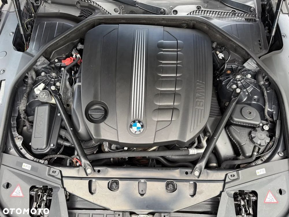 BMW Seria 7 730d - 35