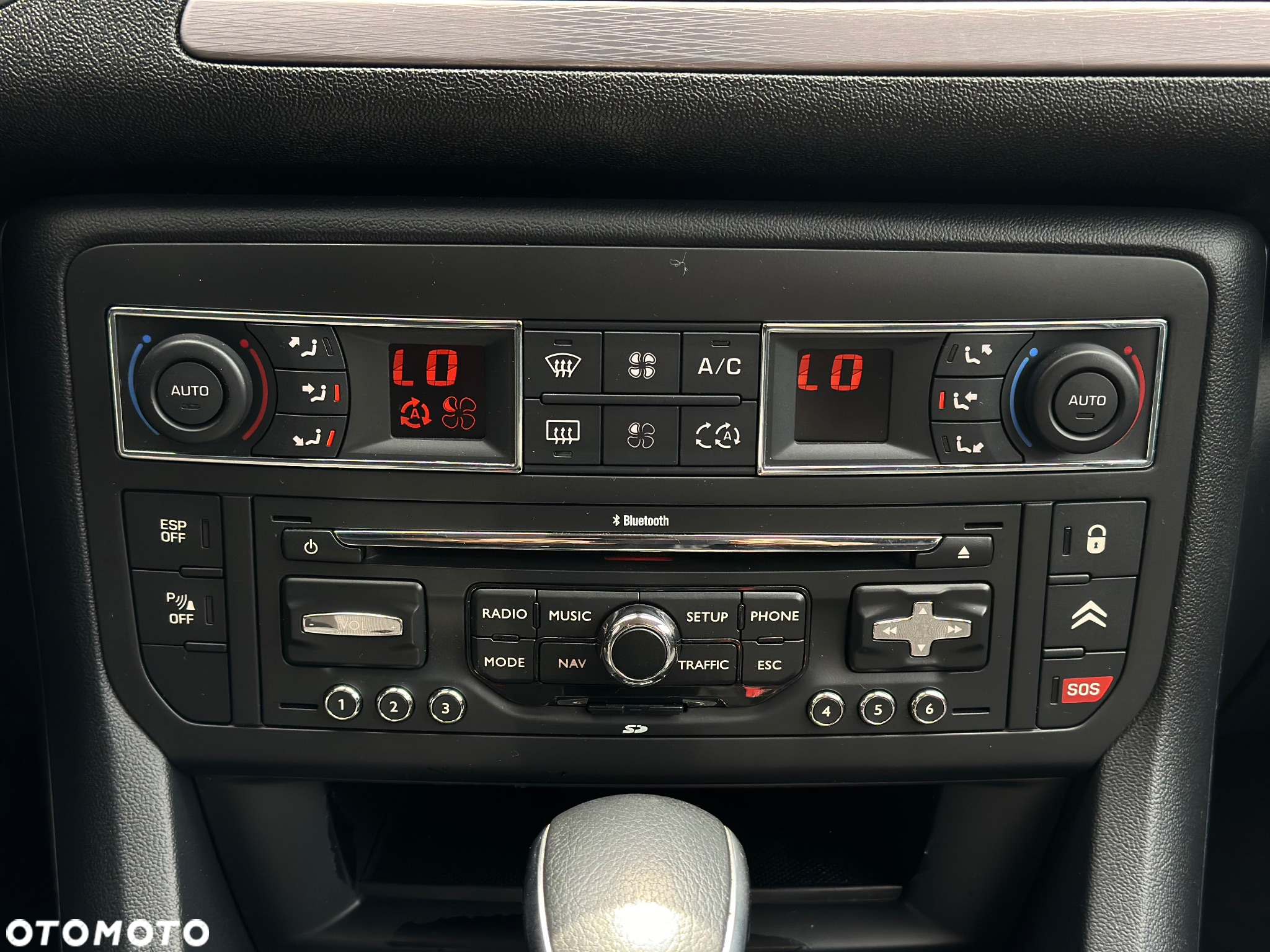 Citroën C5 Tourer HDi 200 FAP Exclusive - 24