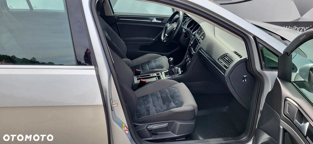 Volkswagen Golf 2.0 BlueTDI Highline - 19