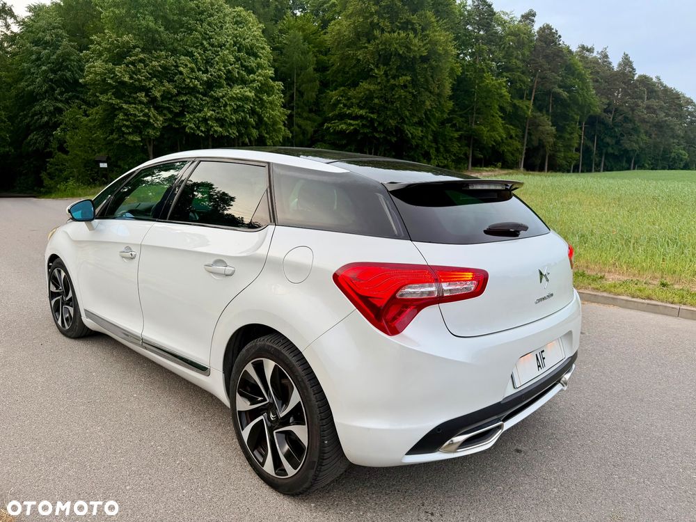 Citroën DS5 HDi 165 SoChic - 6