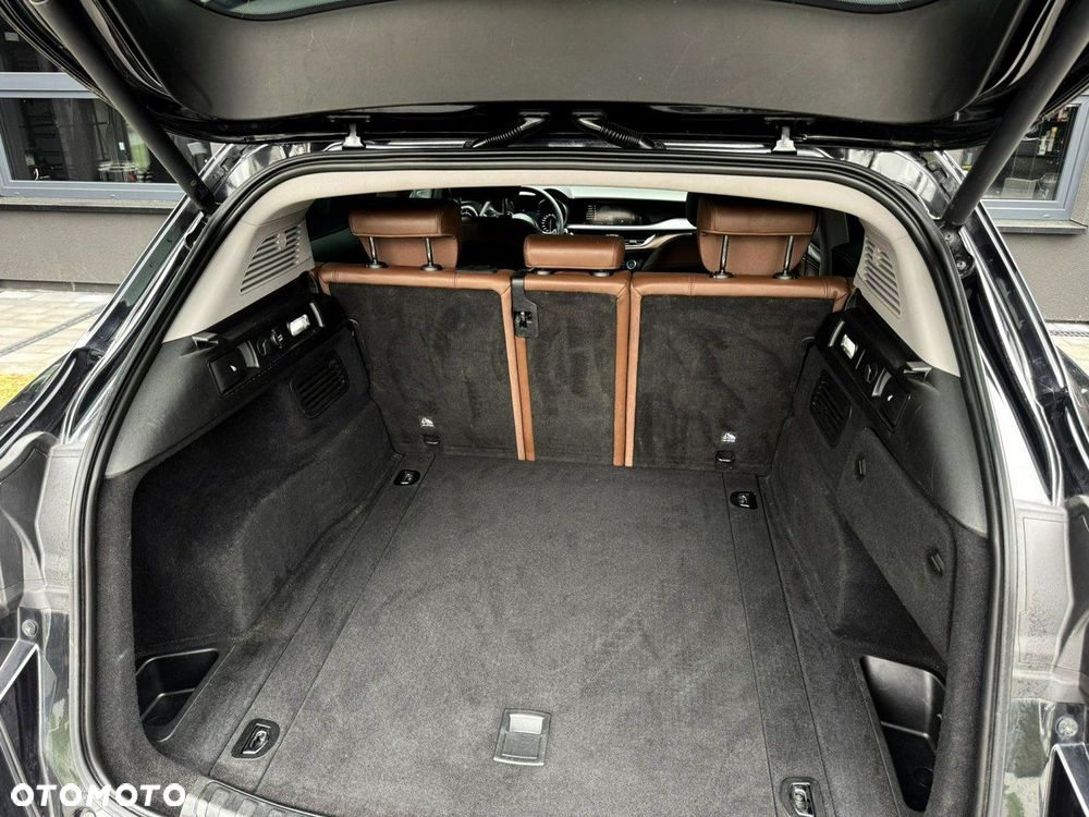 Alfa Romeo Stelvio - 23